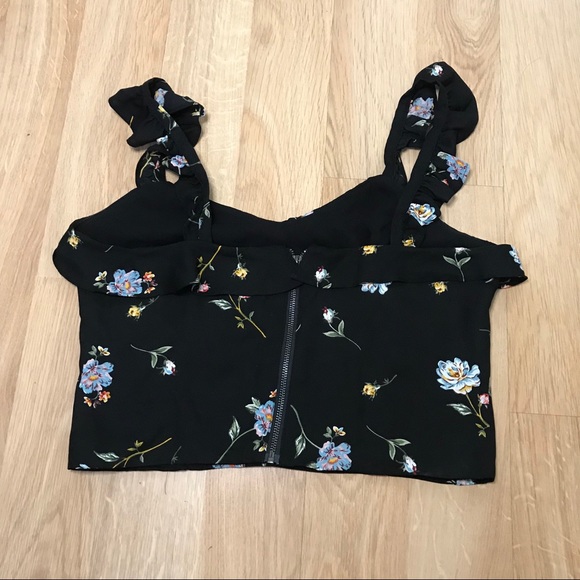 Line & Dot Floral Top - Picture 2 of 2